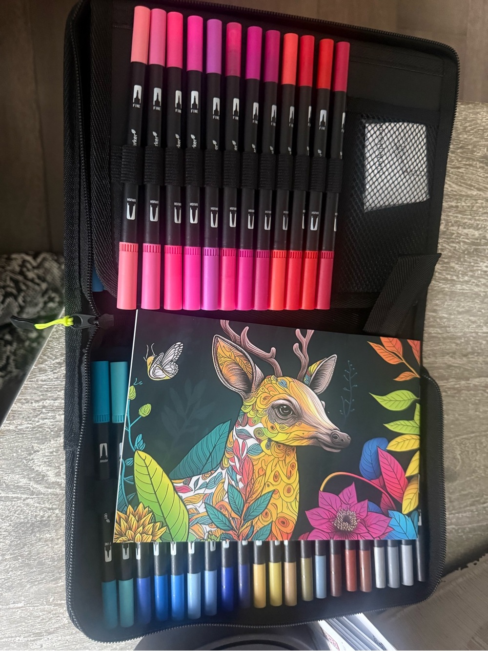 Premium Pink Marker Set with Black Carrying Case - Artist Accessories